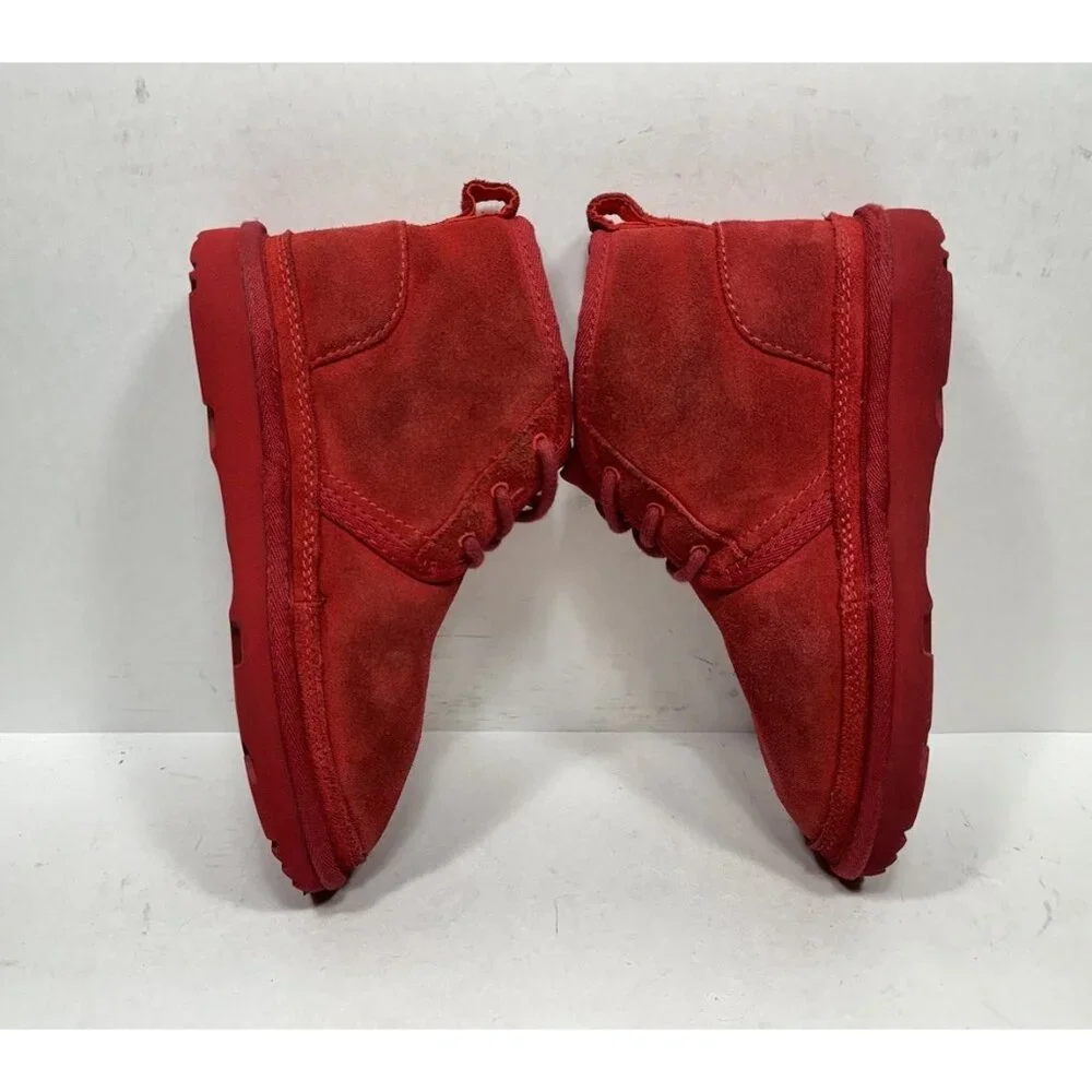 Ugg x Elmo Neumel II 2 Boots 1127431K Red Suede Kids Size 2‎ Sesame Street